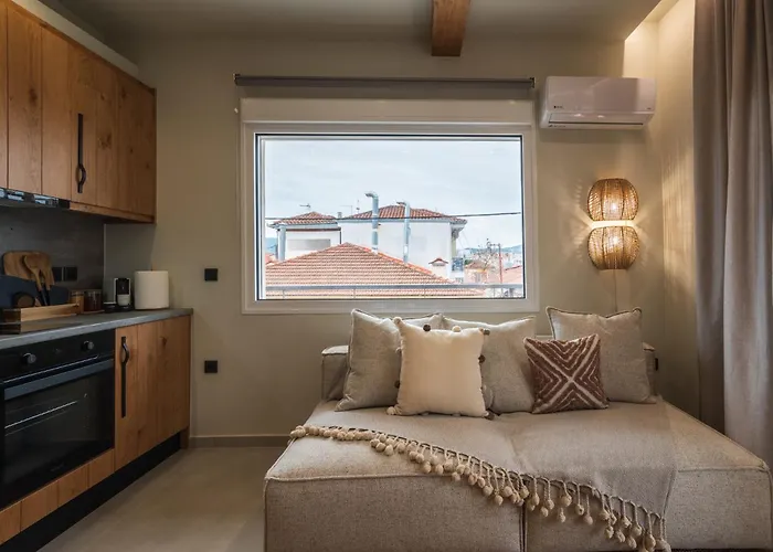 Naturia Katoikia * Vólos